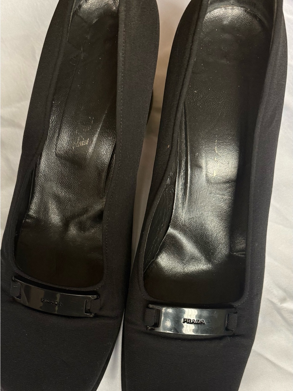 Prada Vintage BlK Satin Sqre-Toe Low Heel Pumps w Logo Plaque MAKE AN OFFER 25%